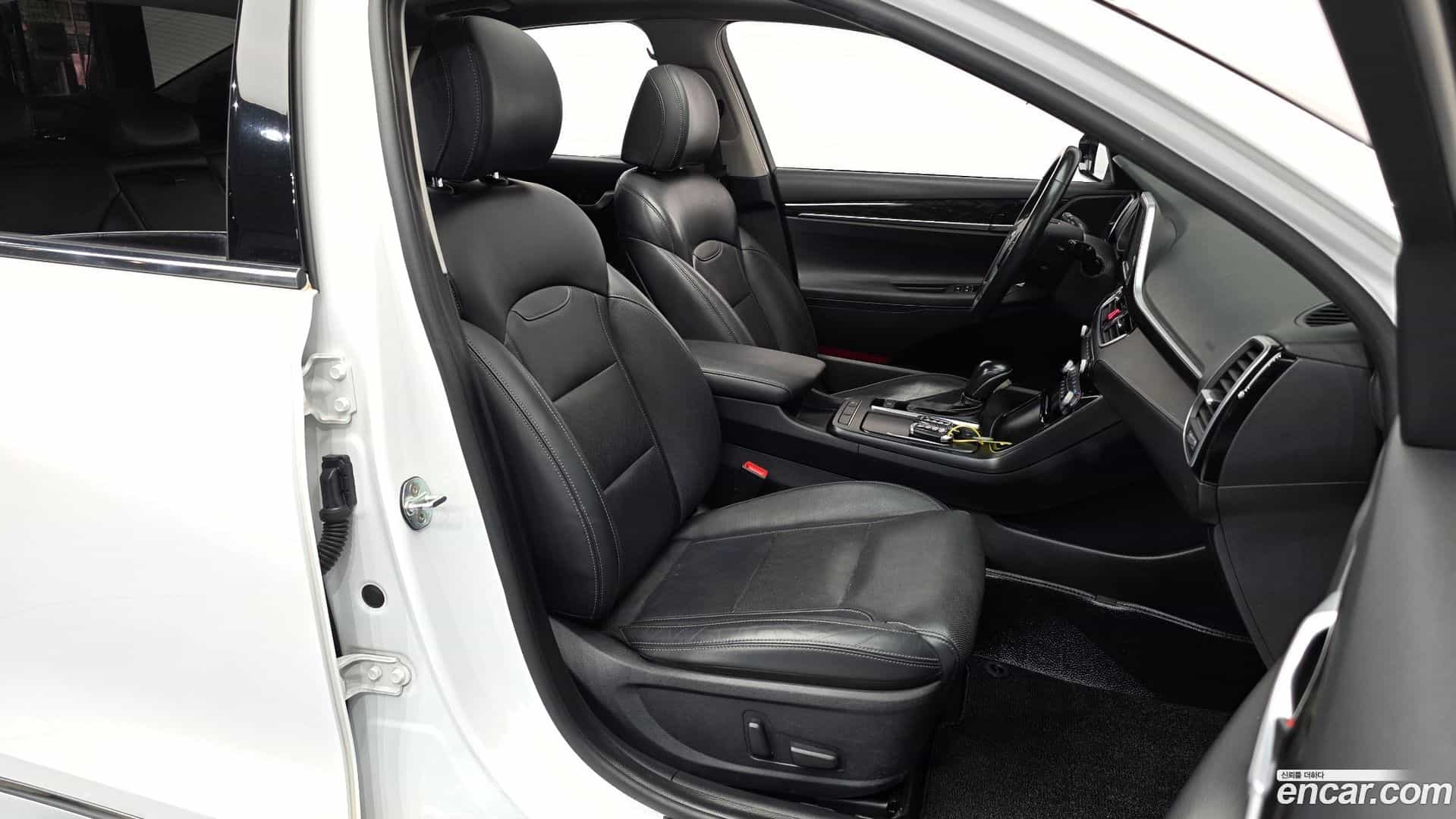Grandeur Hyundai 2017.0-OPTION-015