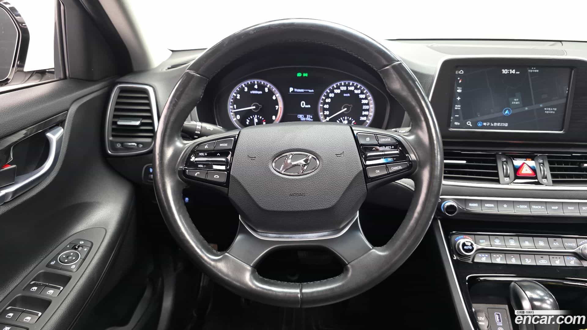 Grandeur Hyundai 2017.0-OPTION-017