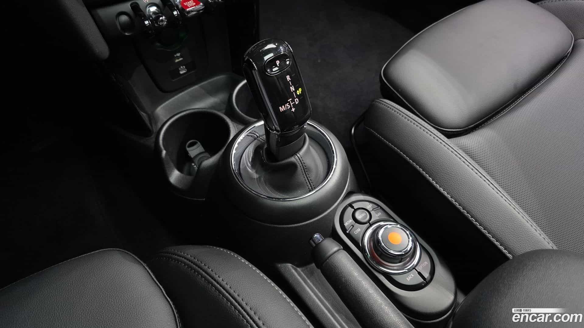 Cooper Mini 2020.8-INNER-009
