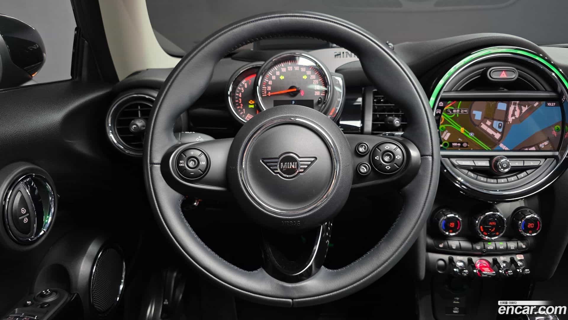 Cooper Mini 2020.8-OPTION-020