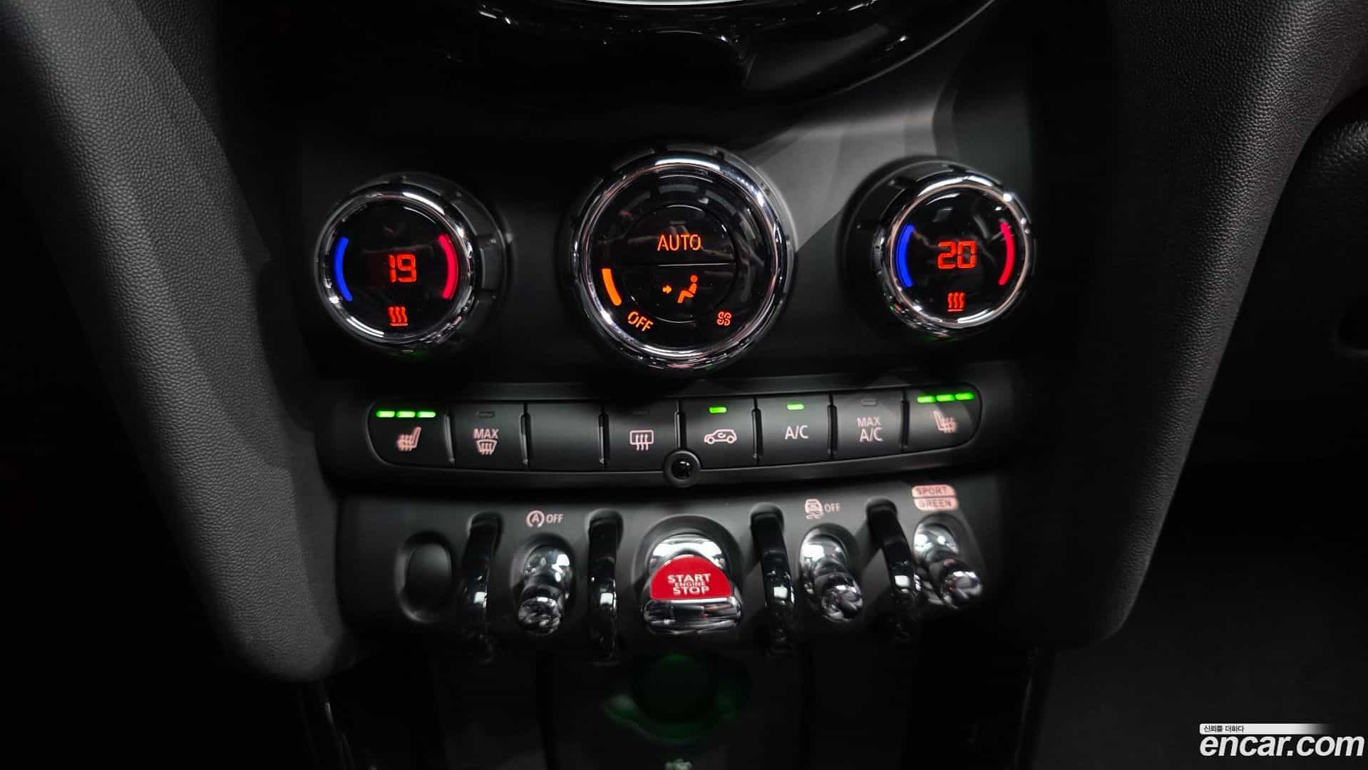 Cooper Mini 2020.8-OPTION-022