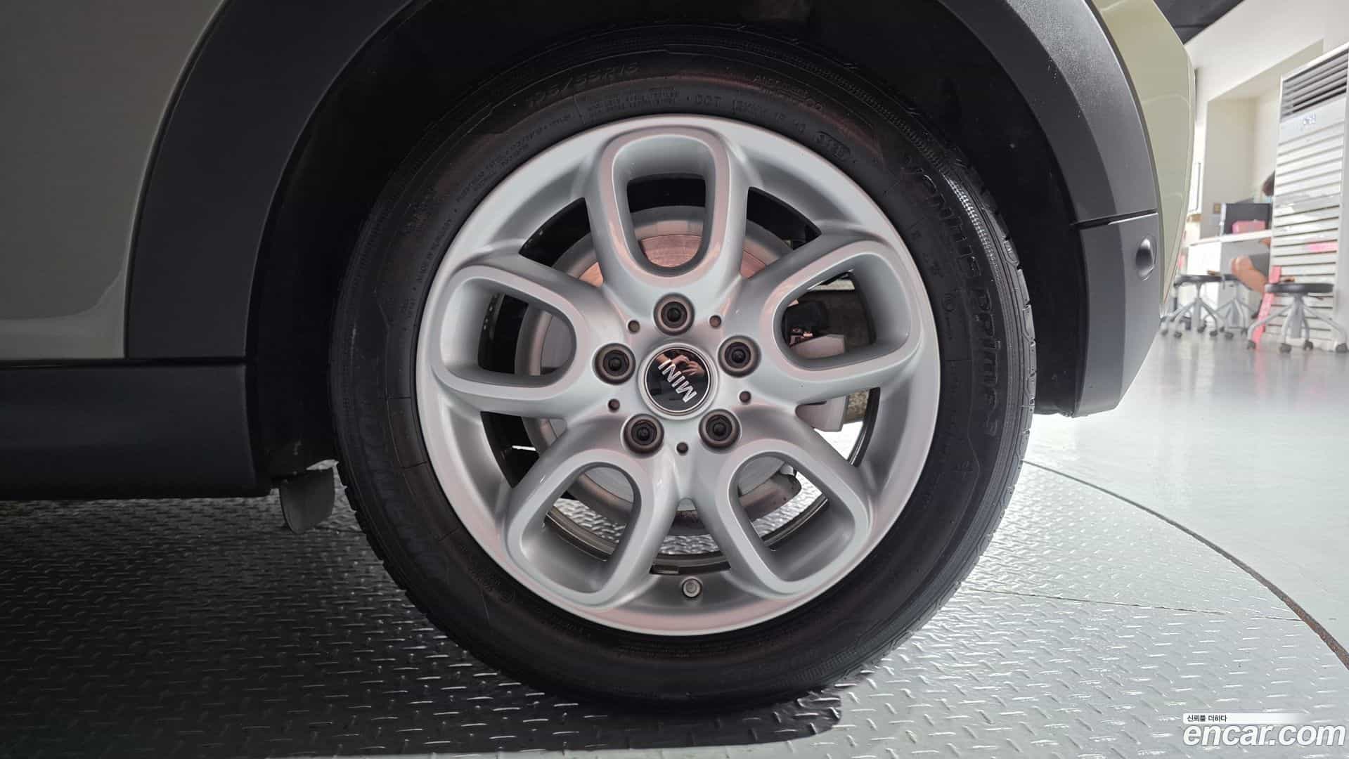 Cooper Mini 2020.8-OUTER-031