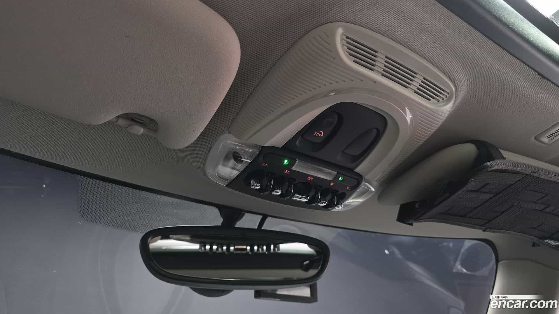 Cooper Mini 2020.8-OPTION-042