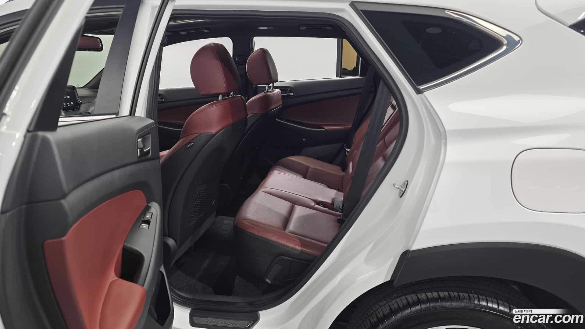 Tucson Hyundai 2018.8-OPTION-015