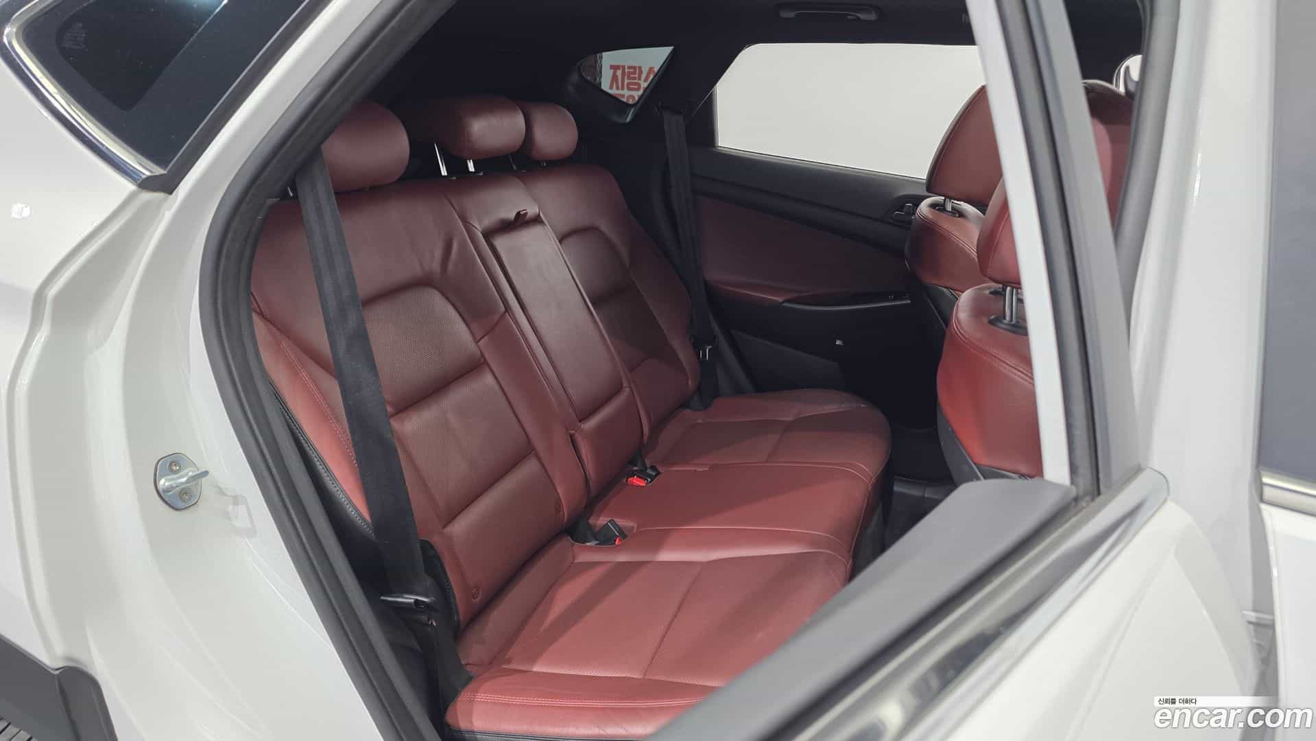 Tucson Hyundai 2018.8-OPTION-016