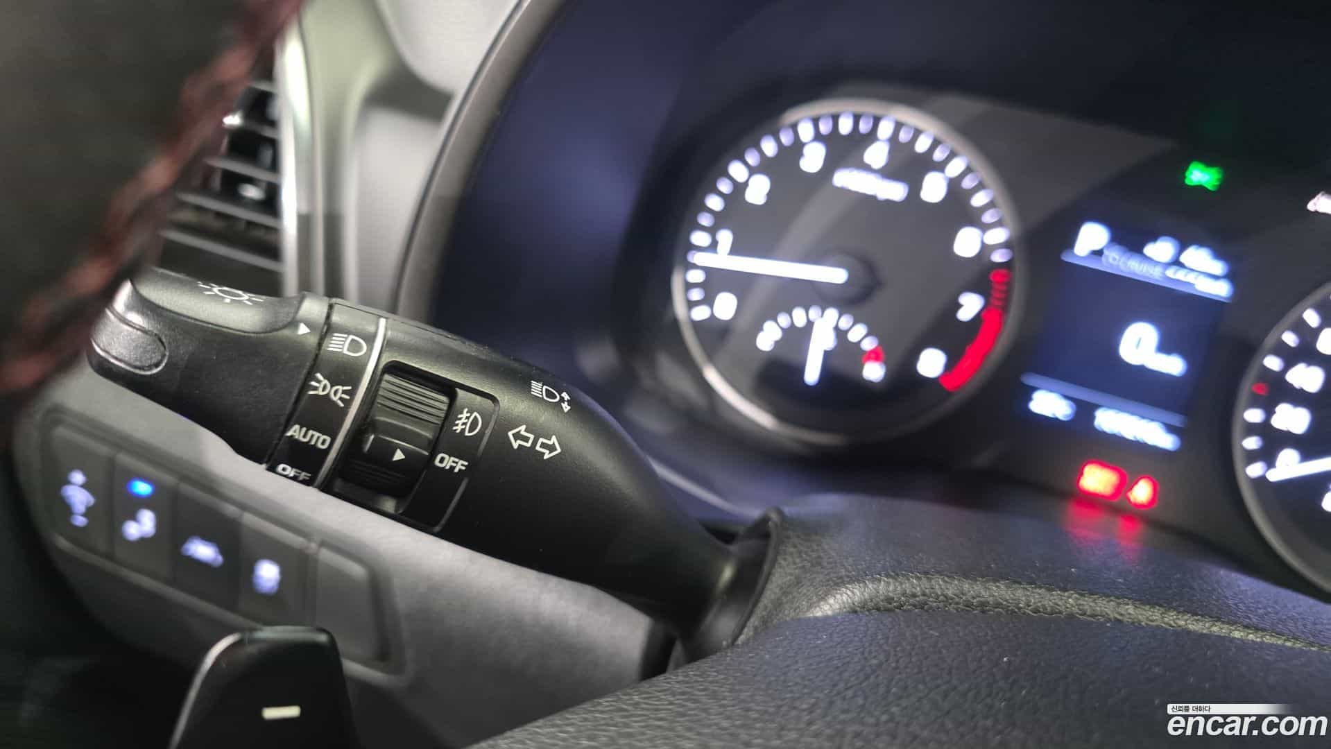 Tucson Hyundai 2018.8-OPTION-045