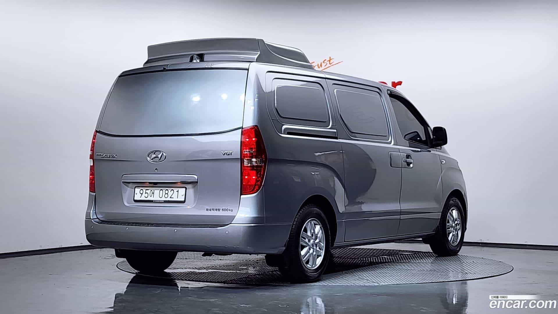Starex Hyundai 2018.10-OUTER-002