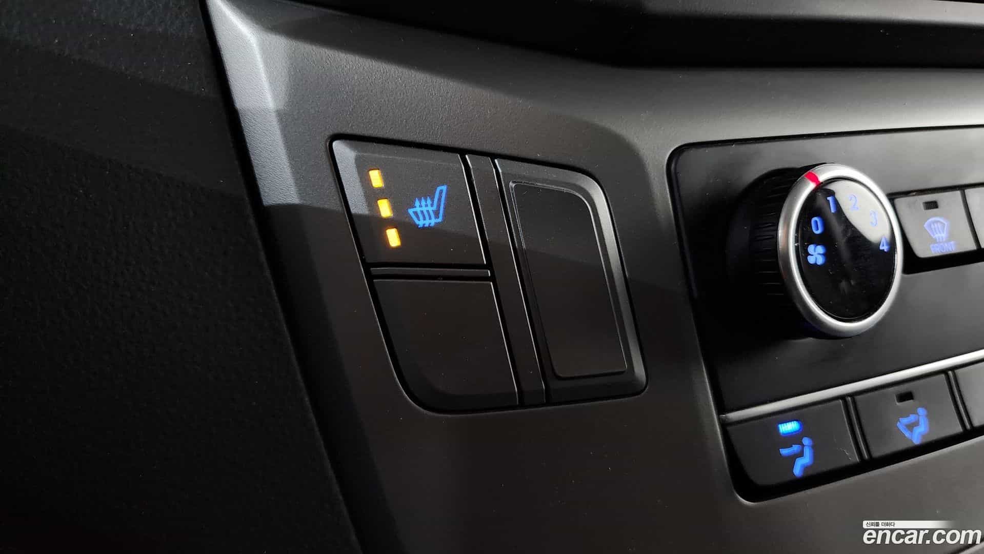 Starex Hyundai 2018.10-OPTION-022