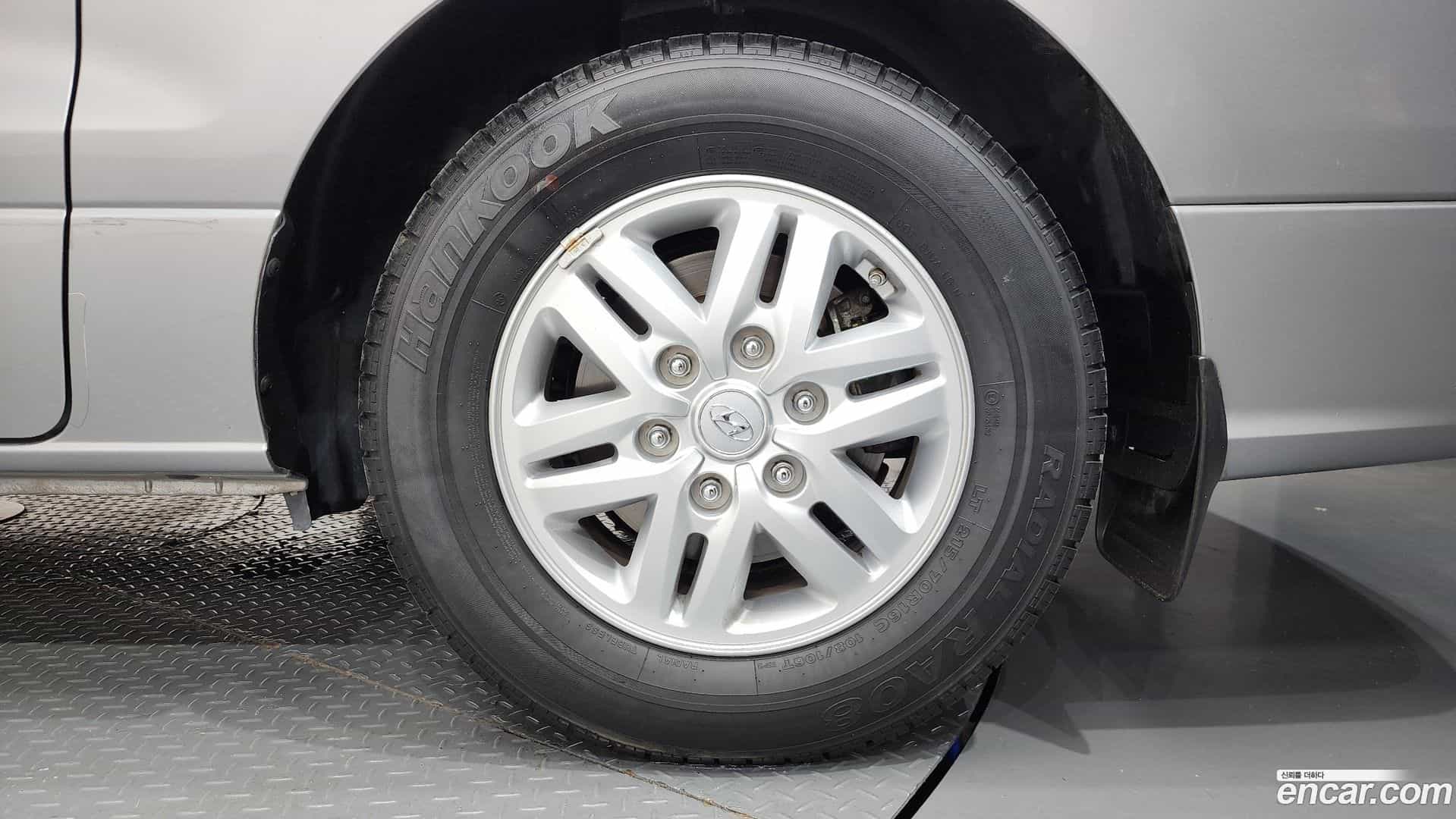 Starex Hyundai 2018.10-OUTER-031