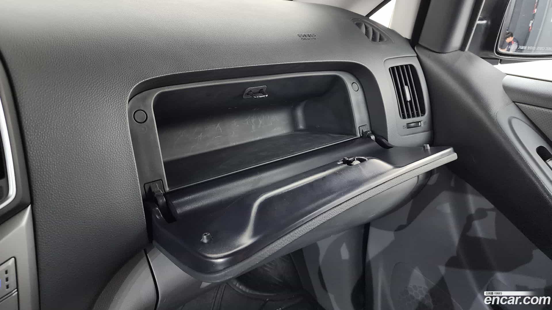 Starex Hyundai 2018.10-OPTION-044