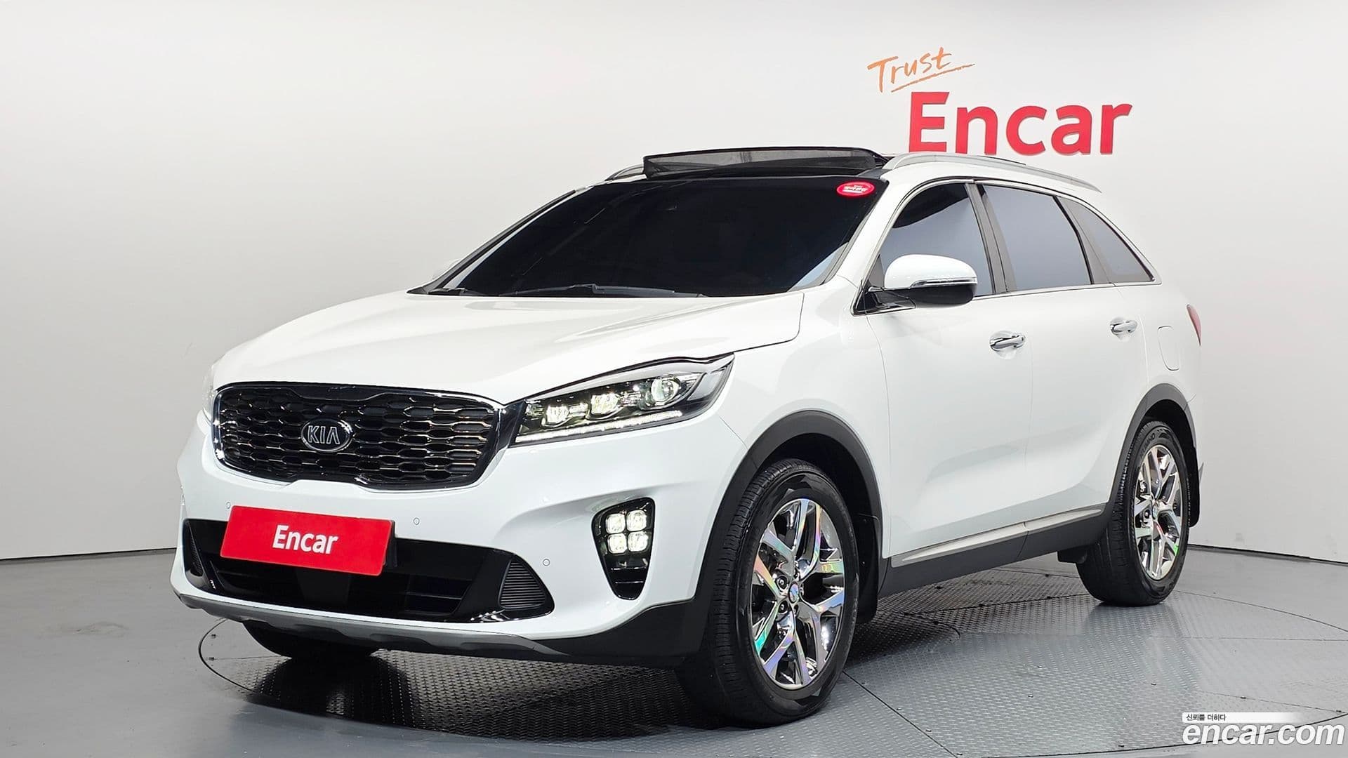 Main__Slider__Photo:Sorento Kia 2019.6-0