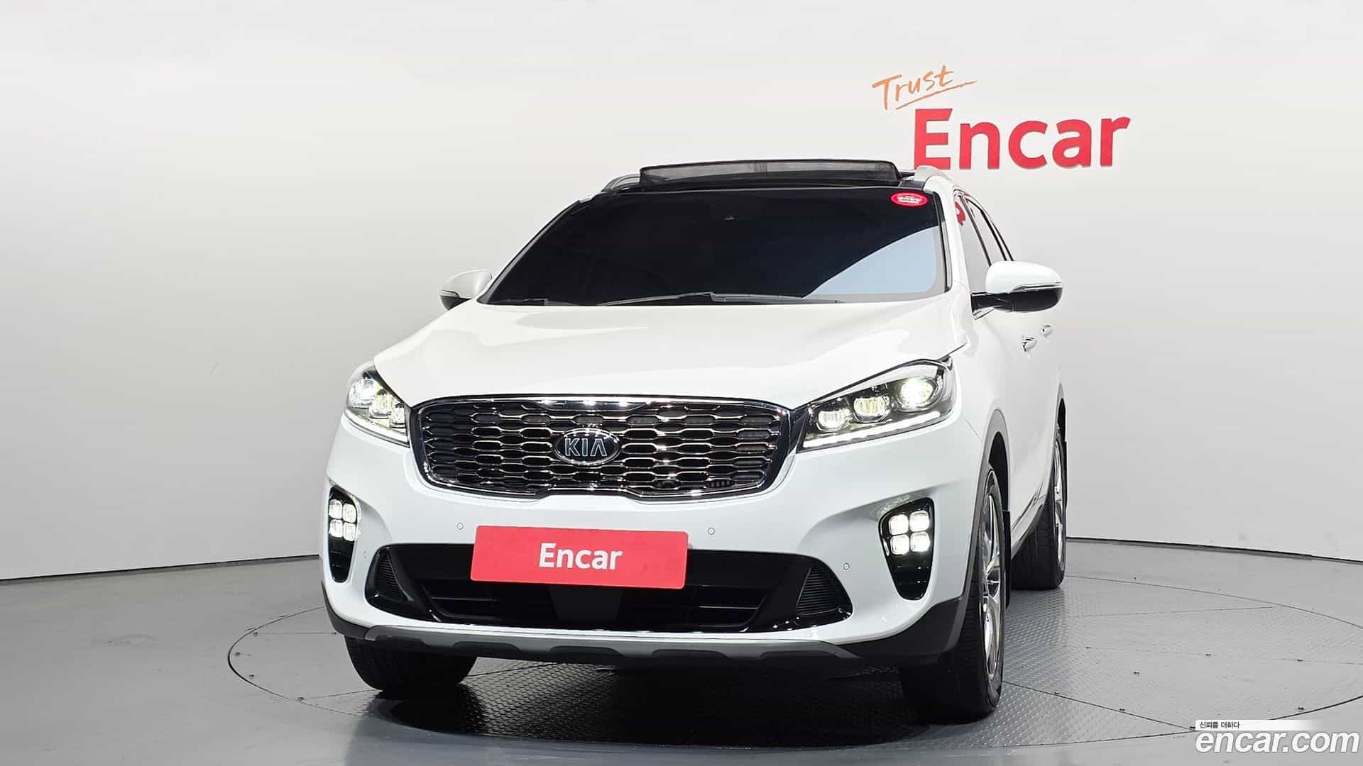 Sorento Kia 2019.6-OUTER-003