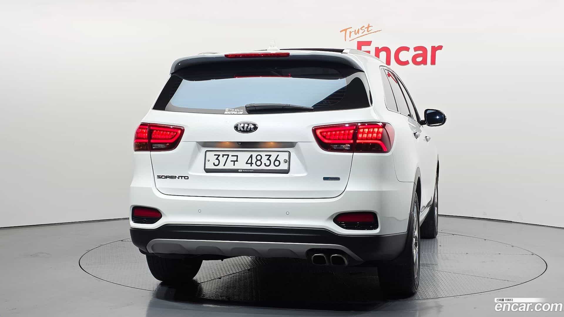 Sorento Kia 2019.6-OUTER-004