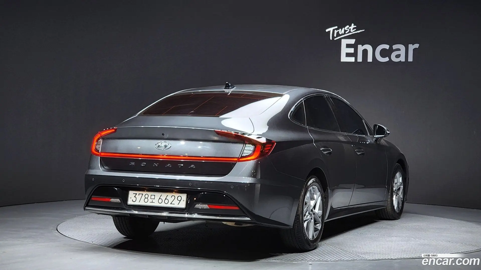 Main__Slider__Photo:Sonata Hyundai 2022.10-1