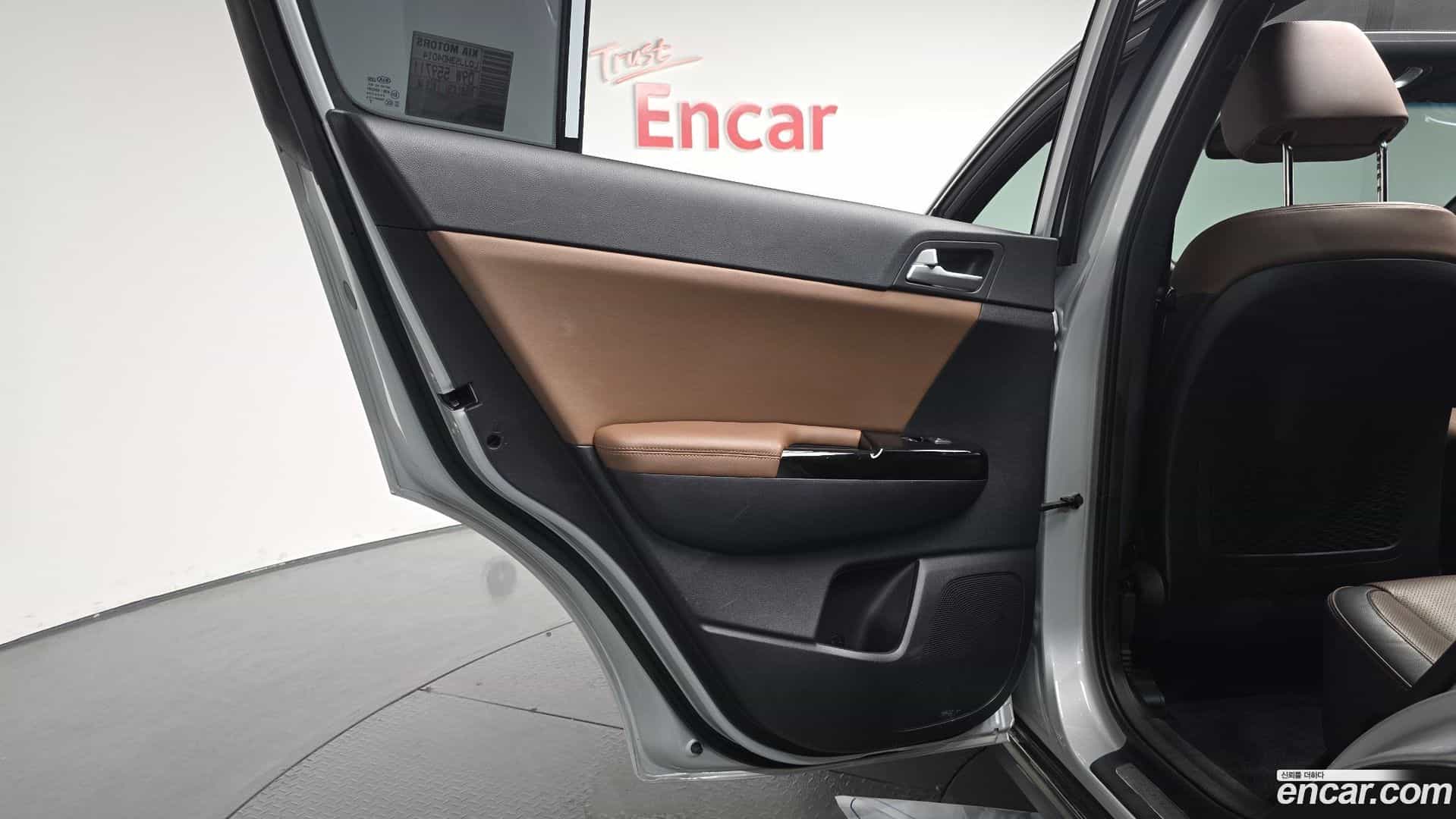 Sportage Kia 2018.7-INNER-035