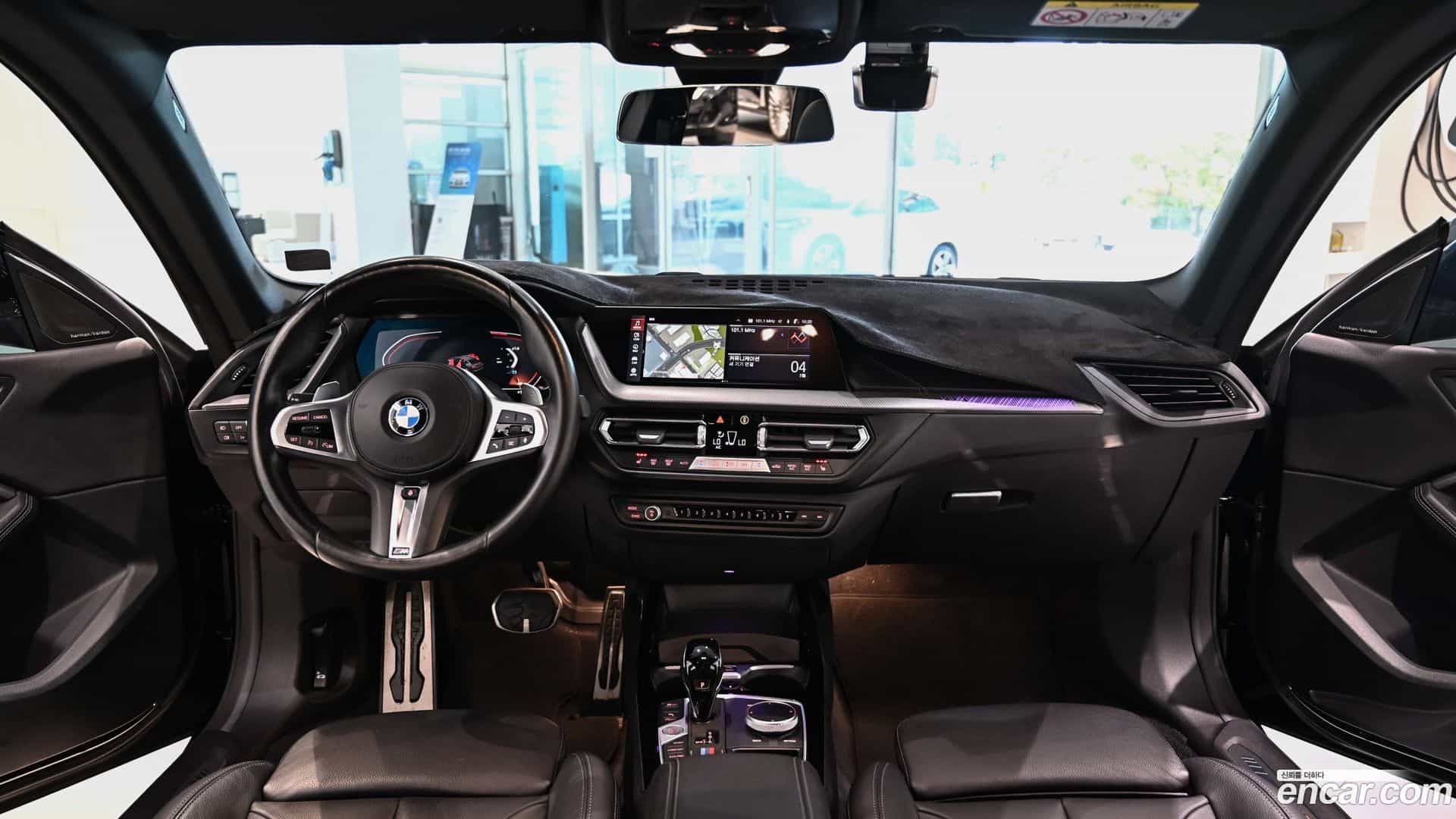2-Series BMW 2022.4-INNER-008