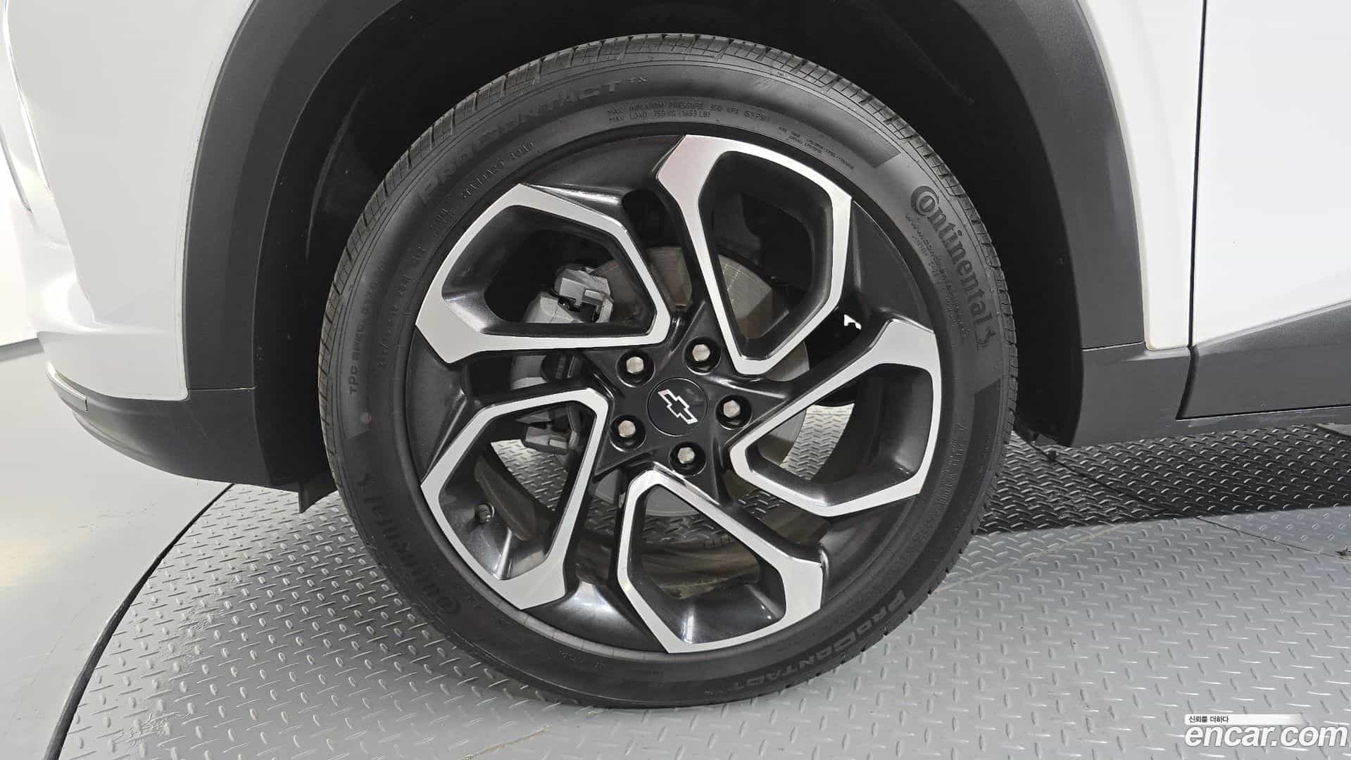 Trax Chevrolet 2024.9-OUTER-005