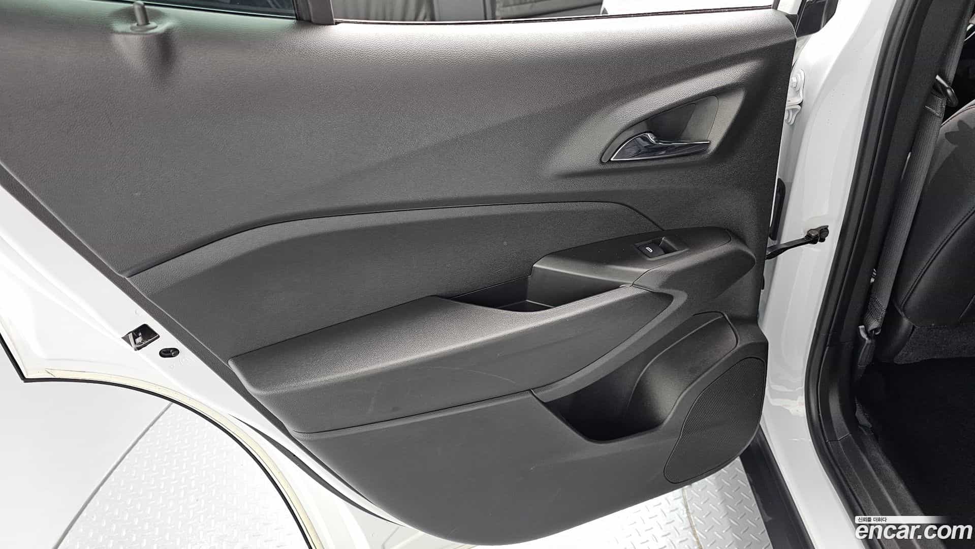 Trax Chevrolet 2024.9-INNER-035