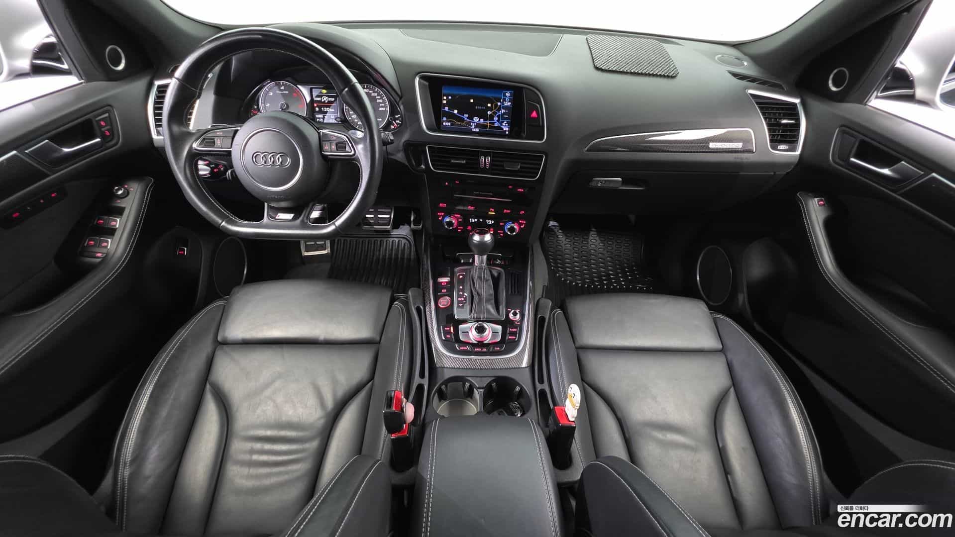 SQ5 Audi 2016.0-INNER-007