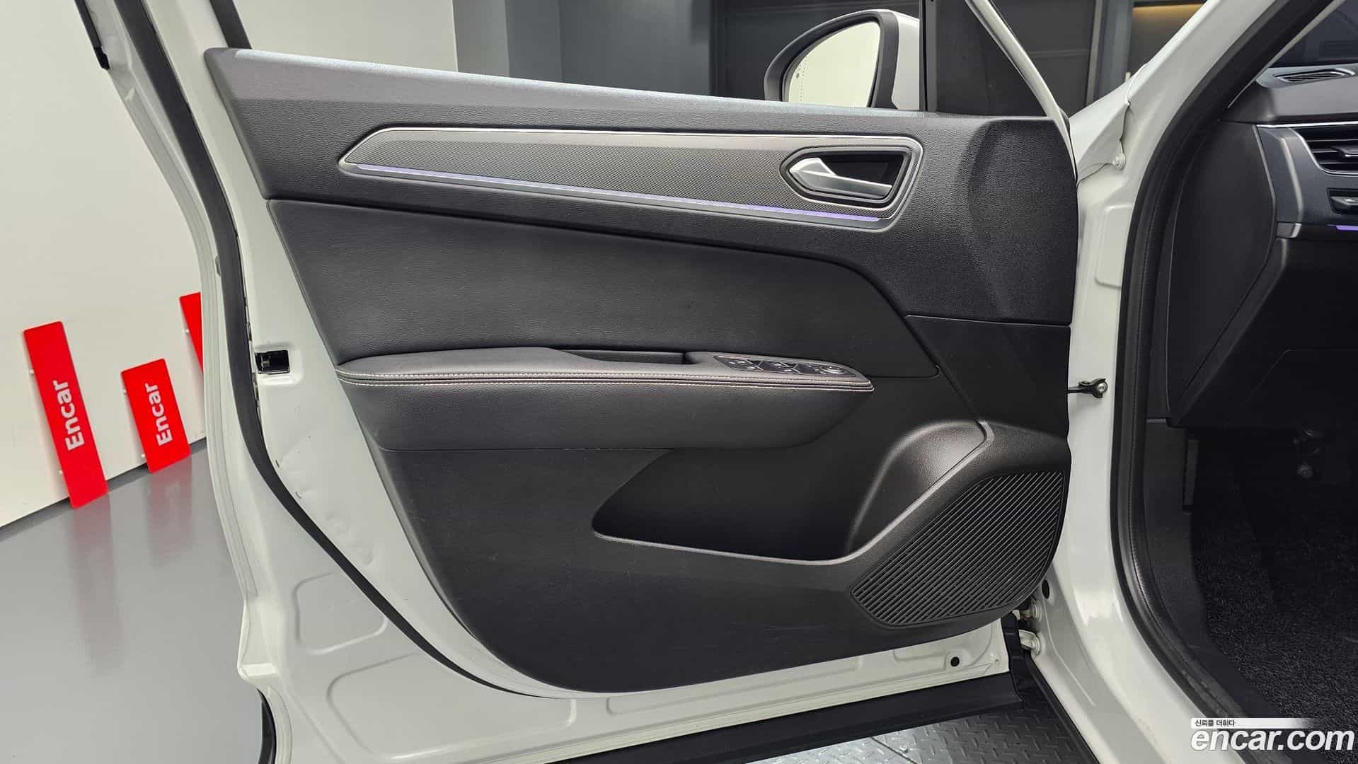 XM3 Renault Korea 2020.4-INNER-034