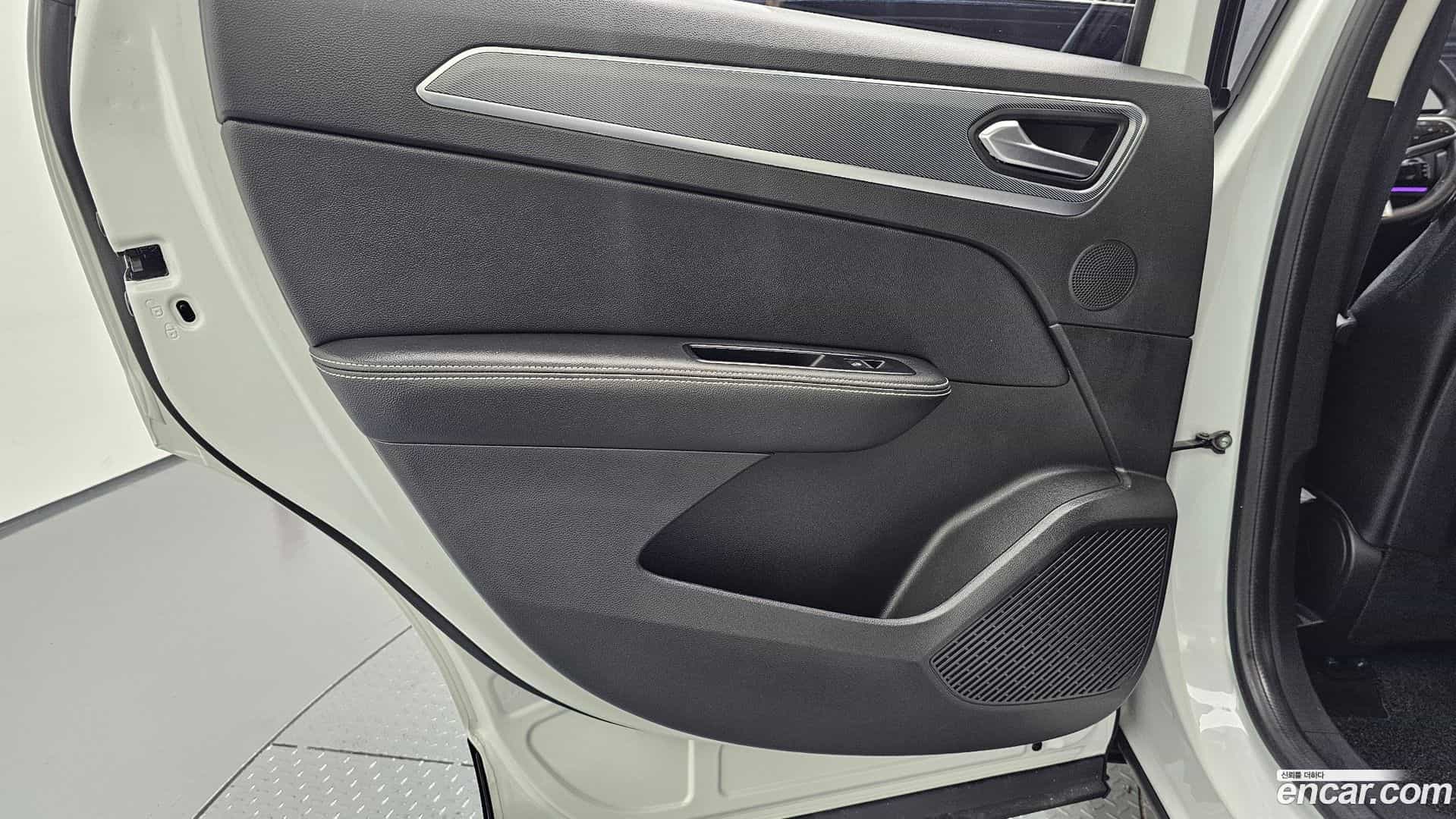 XM3 Renault Korea 2020.4-INNER-035