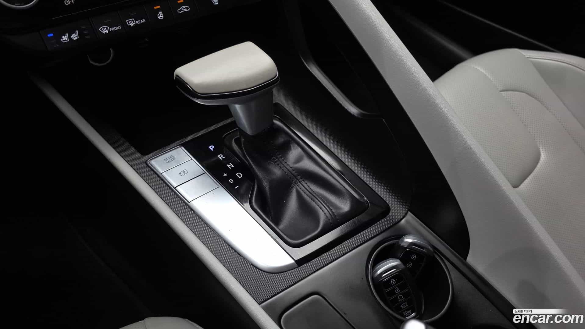 AVANTE Hyundai 2020.7-INNER-009