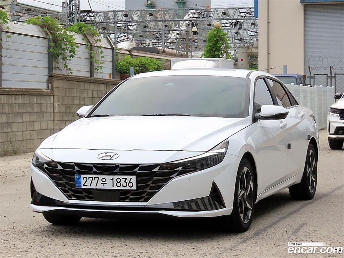 Main__Slider__Photo:AVANTE Hyundai 2022.6-0