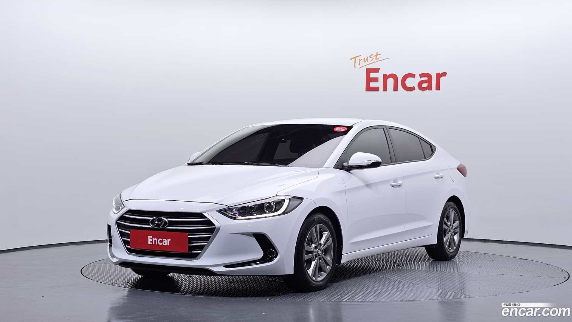 AVANTE Hyundai 2016.4-OUTER-001