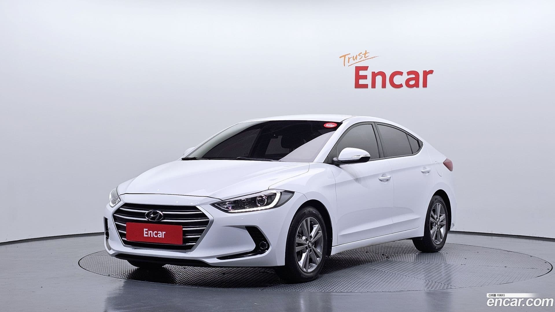 Main__Slider__Photo:AVANTE Hyundai 2016.4-0