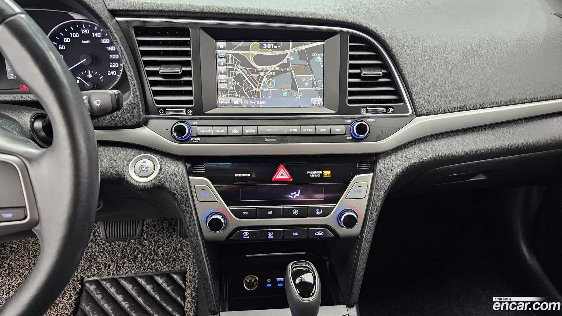 AVANTE Hyundai 2016.4-OPTION-018