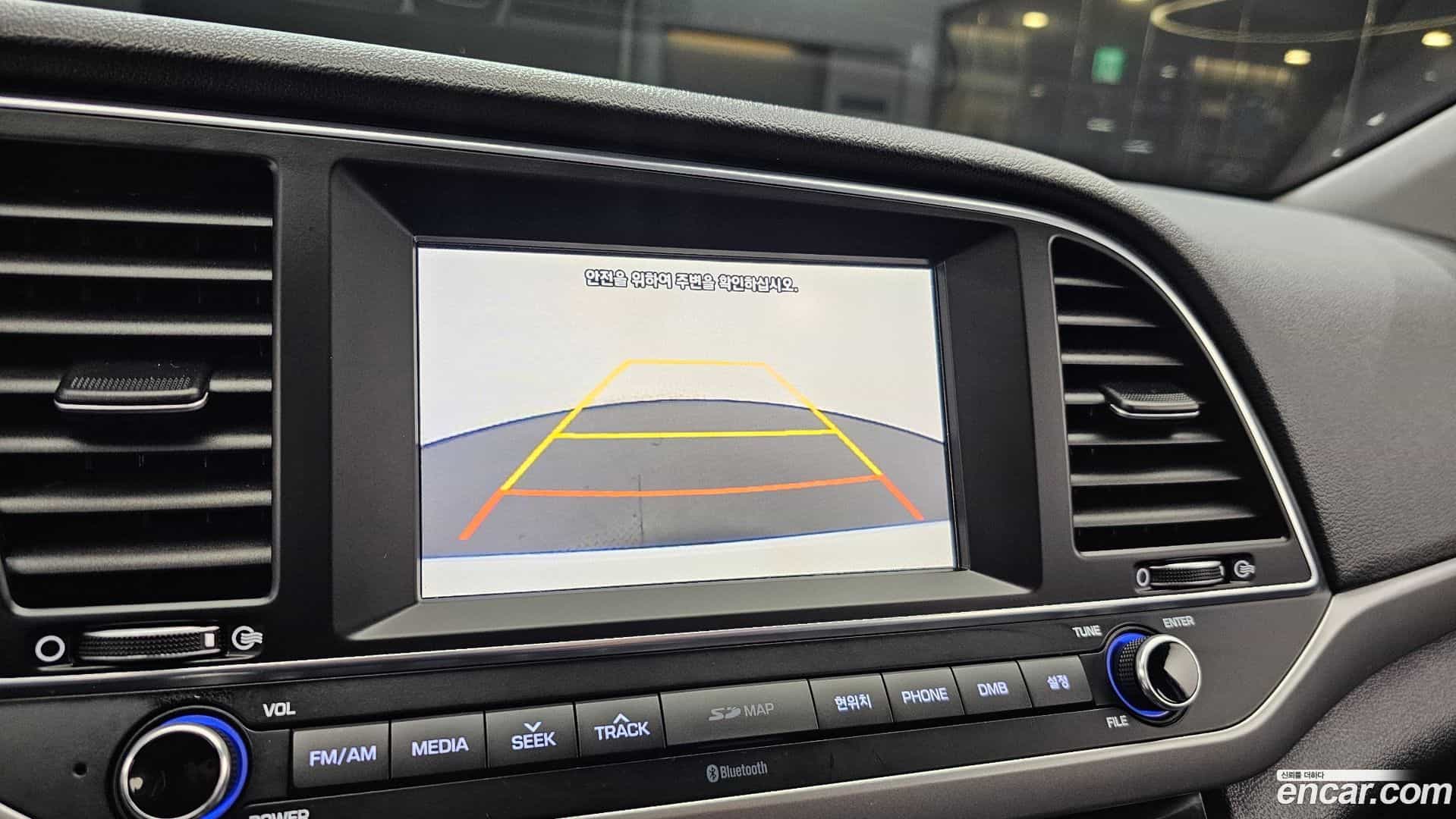 AVANTE Hyundai 2016.4-OPTION-019