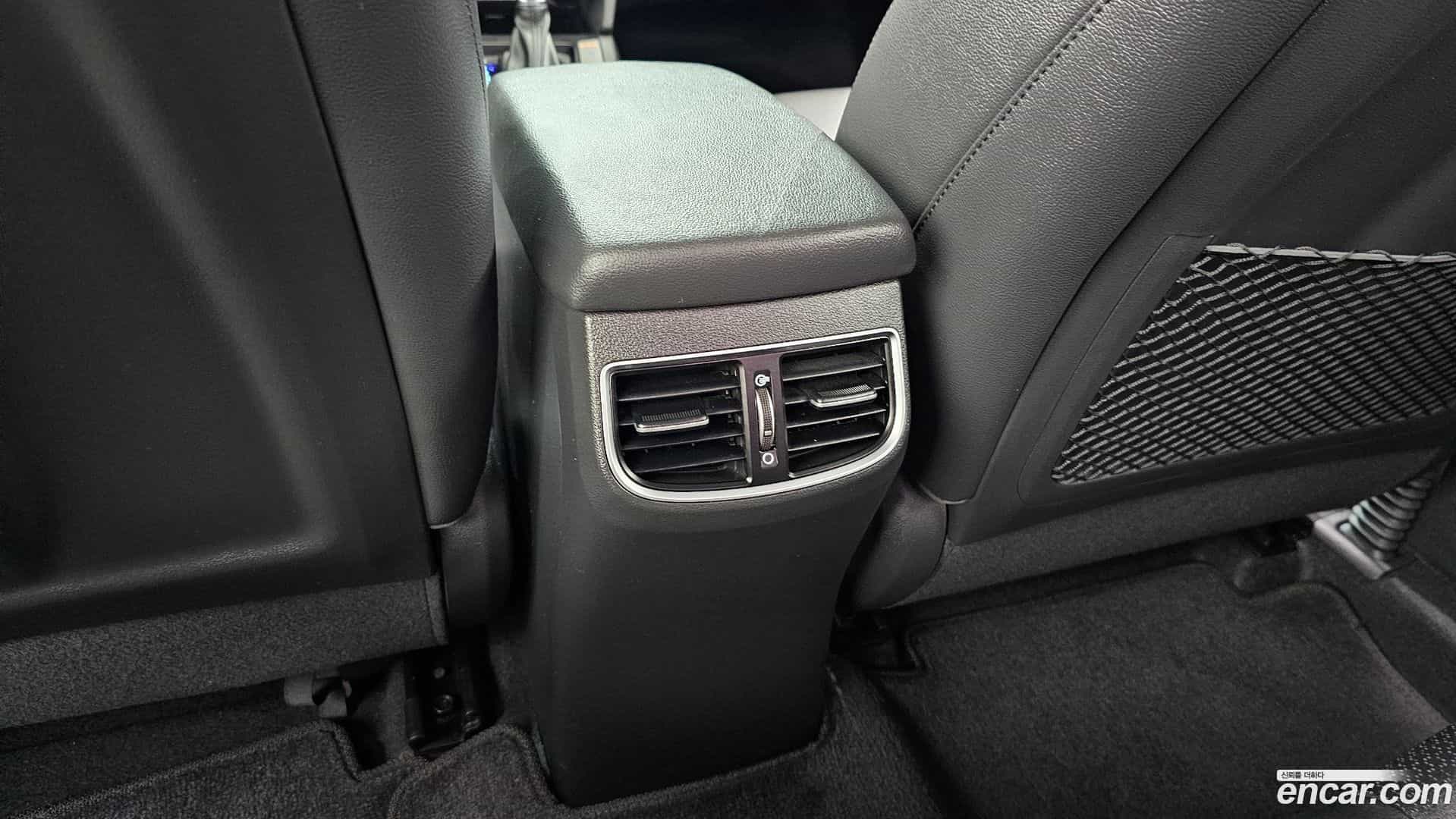 AVANTE Hyundai 2016.4-OPTION-041