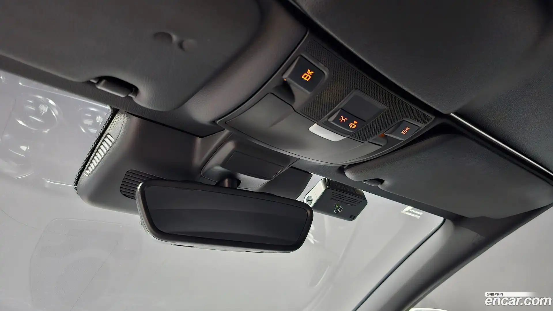 C-Class Mercedes-Benz 2017.2-OPTION-022