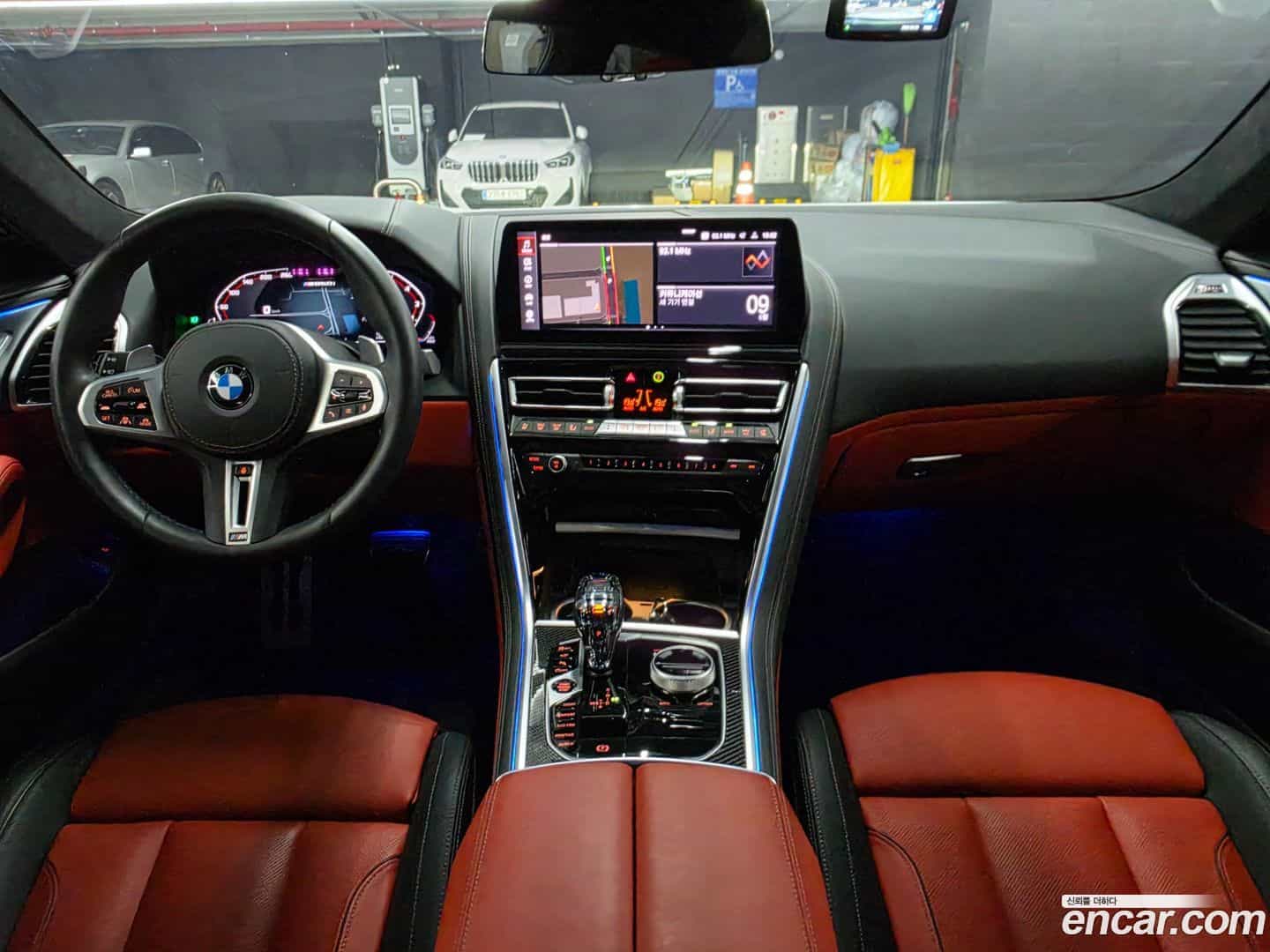 8-Series BMW 2025.2-INNER-007