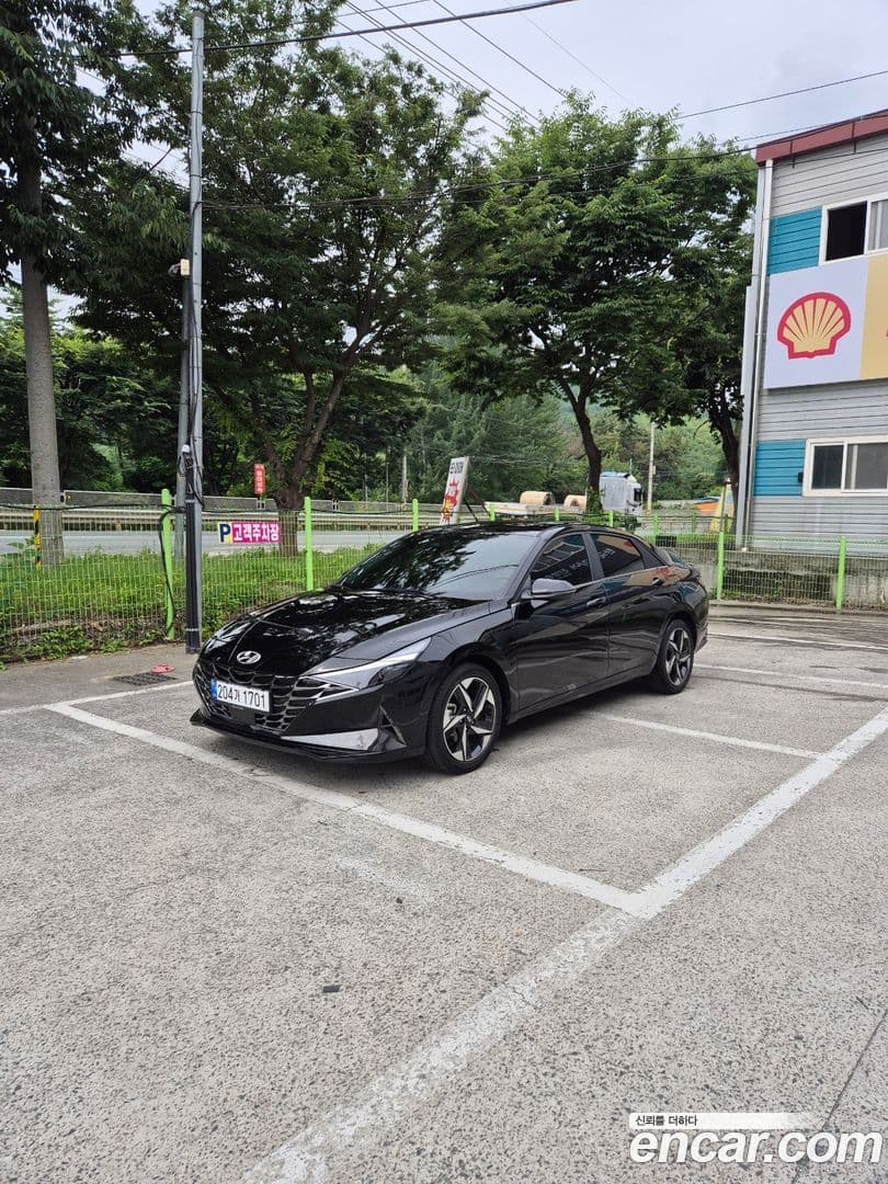 Main__Slider__Photo:AVANTE Hyundai 2022.8-0