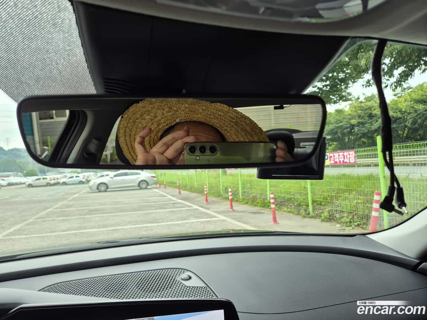 AVANTE Hyundai 2022.8-OPTION-015