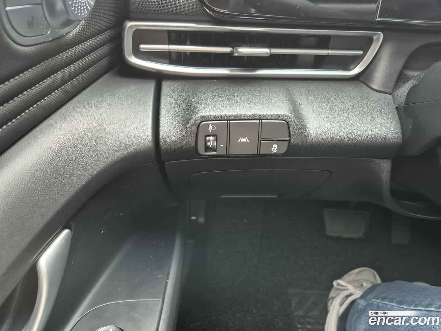 AVANTE Hyundai 2022.8-OPTION-017