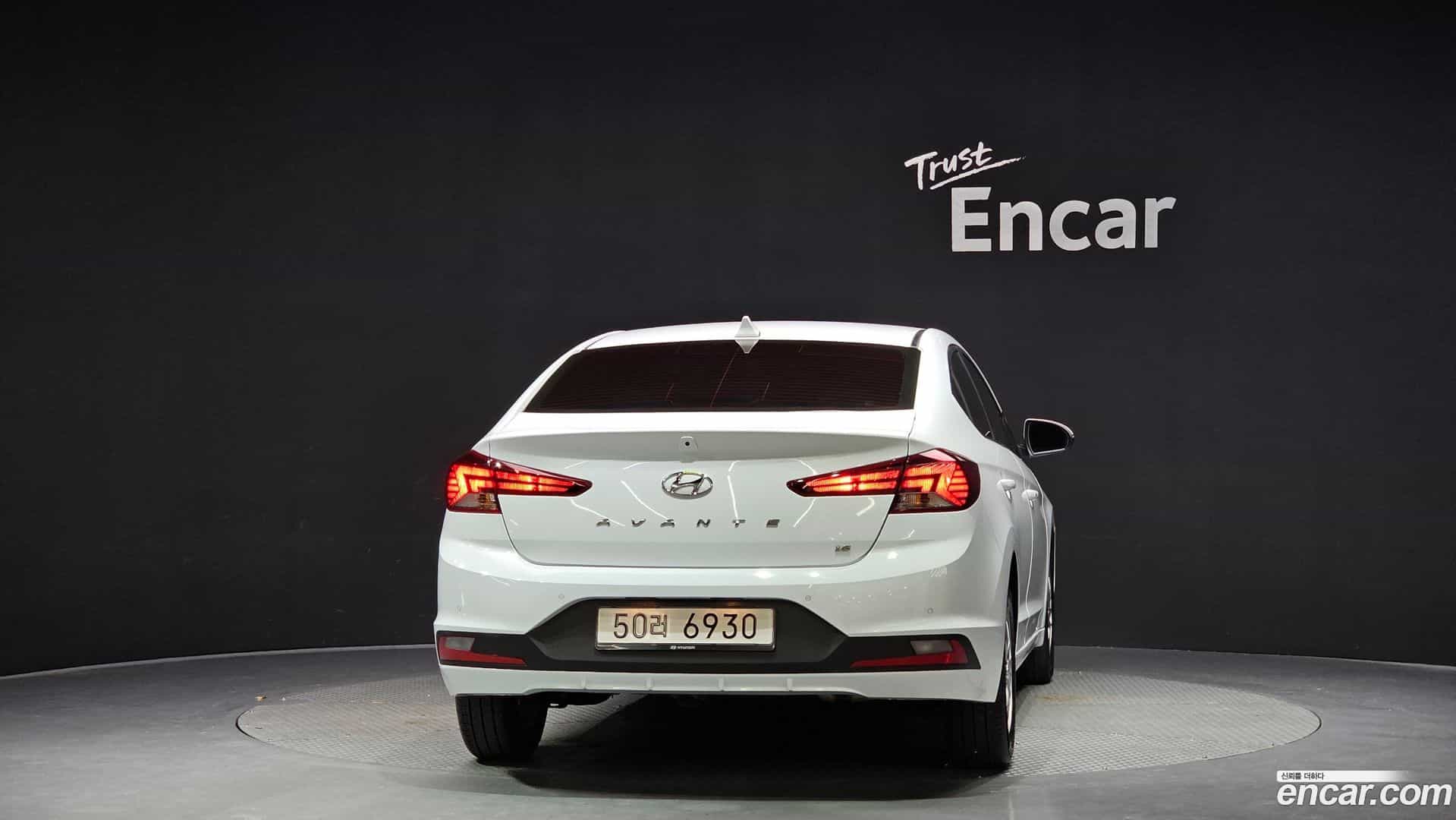 AVANTE Hyundai 2019.5-OUTER-004
