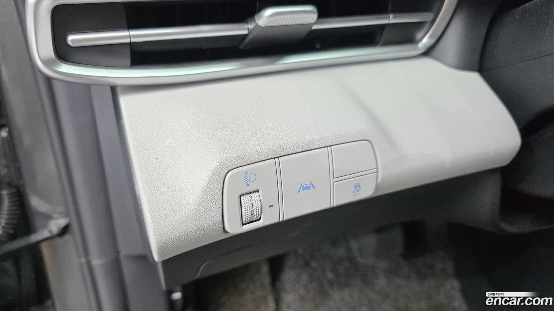 AVANTE Hyundai 2022.1-OPTION-017