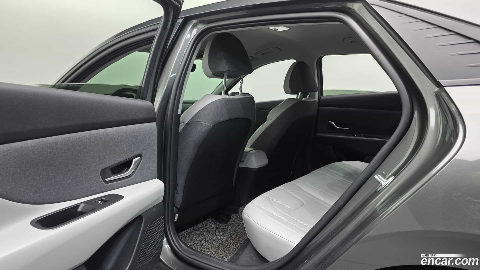 AVANTE Hyundai 2022.1-OPTION-022