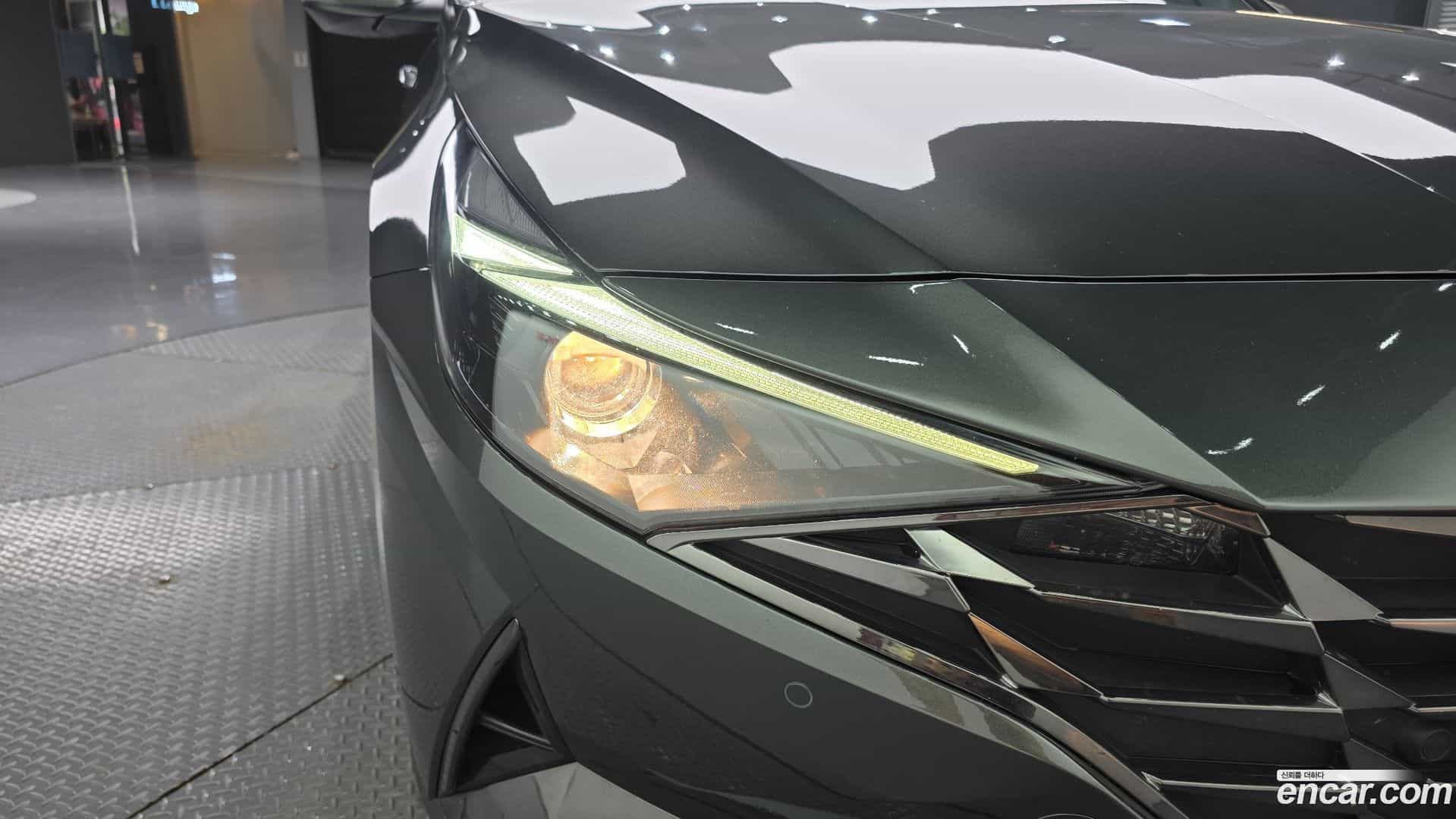 AVANTE Hyundai 2022.1-OUTER-032