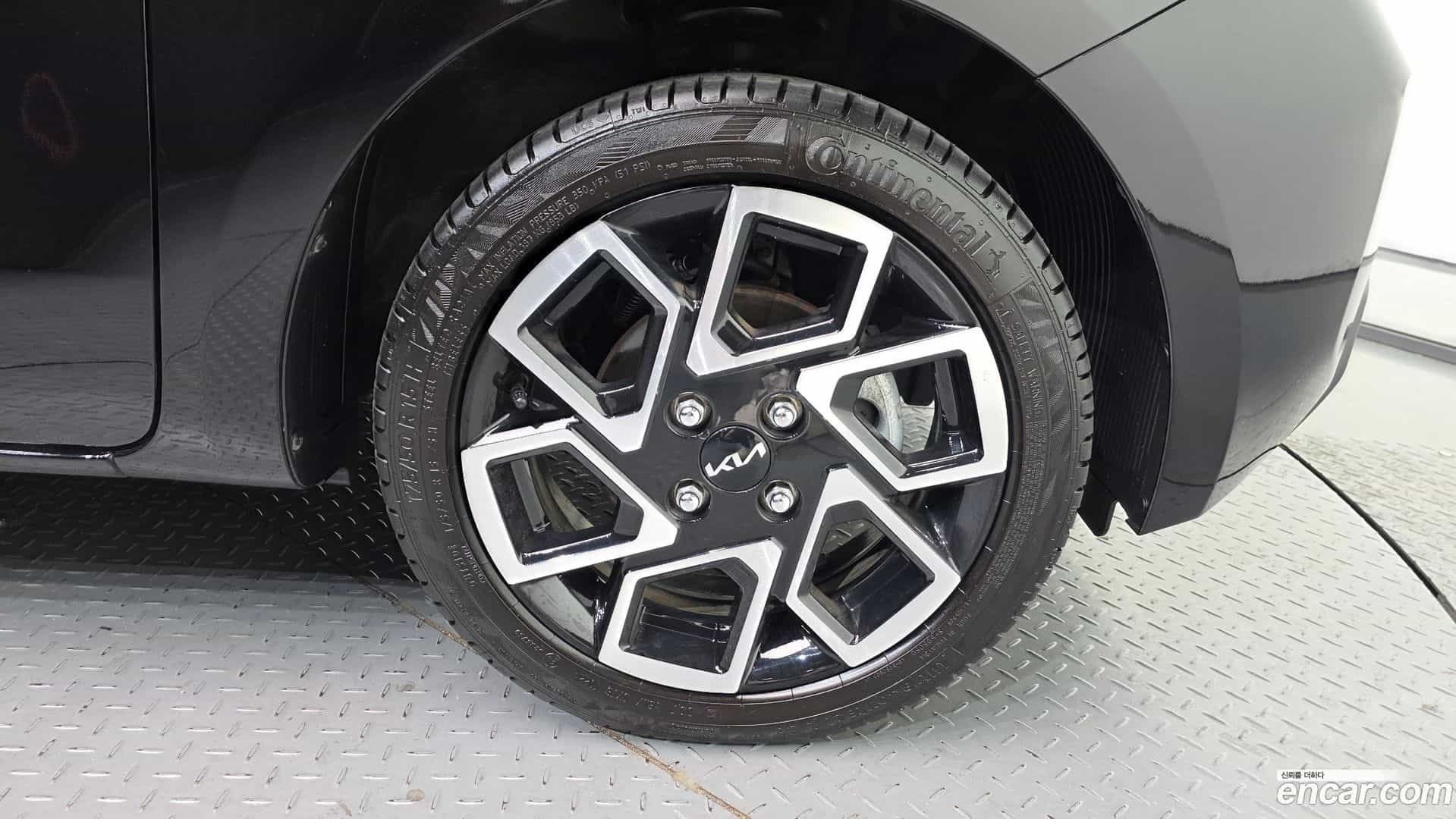 RAY Kia 2023.7-OUTER-031