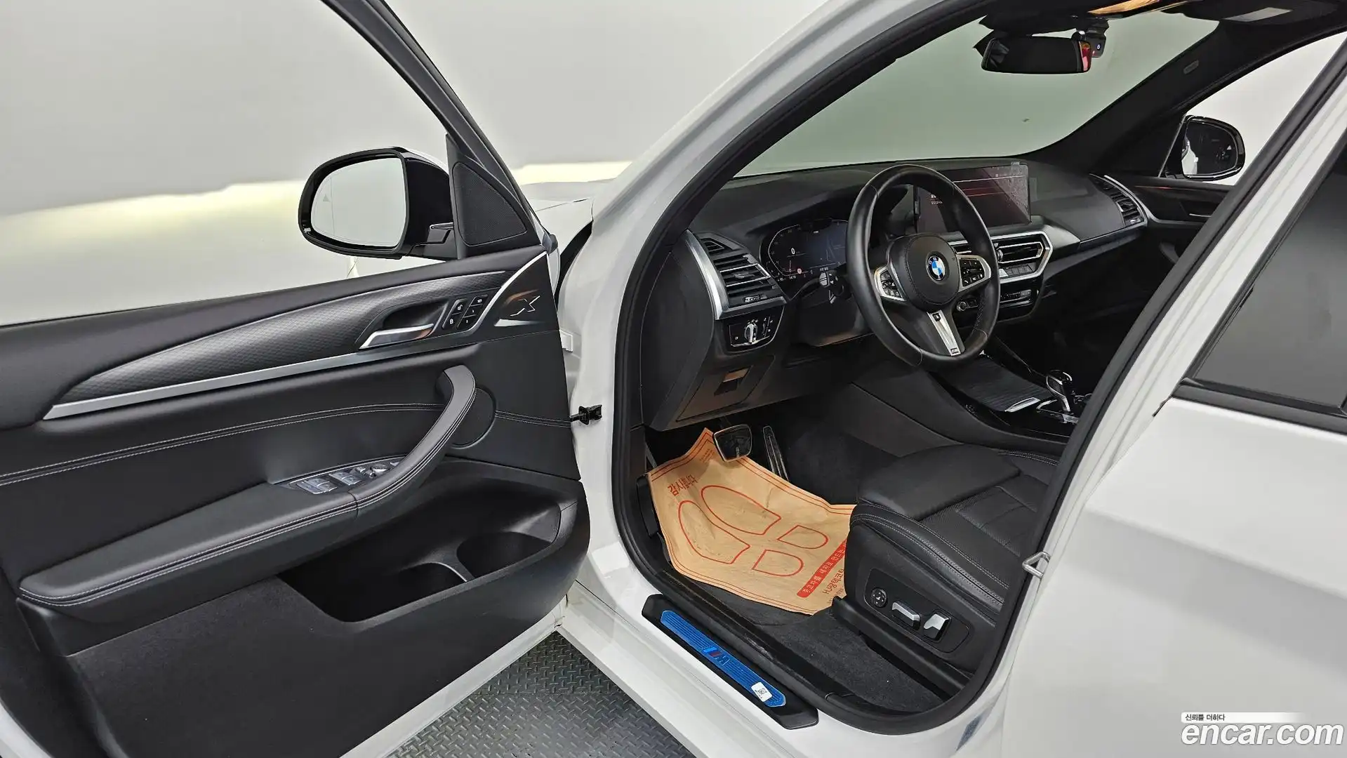 X3 BMW 2022.2-INNER-010