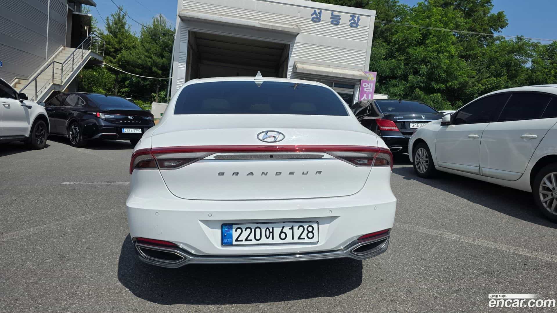 Grandeur Hyundai 2022.3-OUTER-005