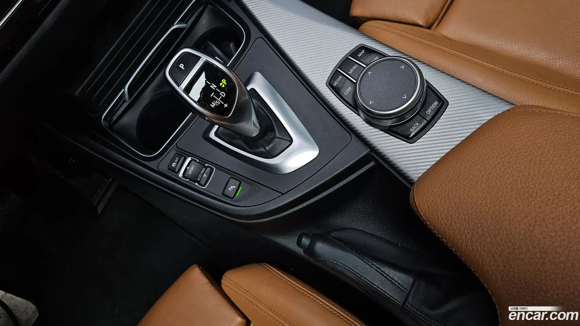 3-Series BMW 2018.9-INNER-009