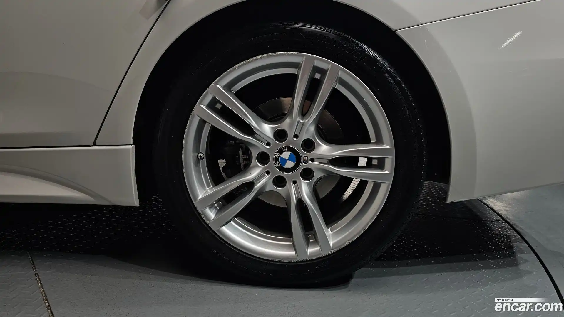 3-Series BMW 2018.9-OUTER-031