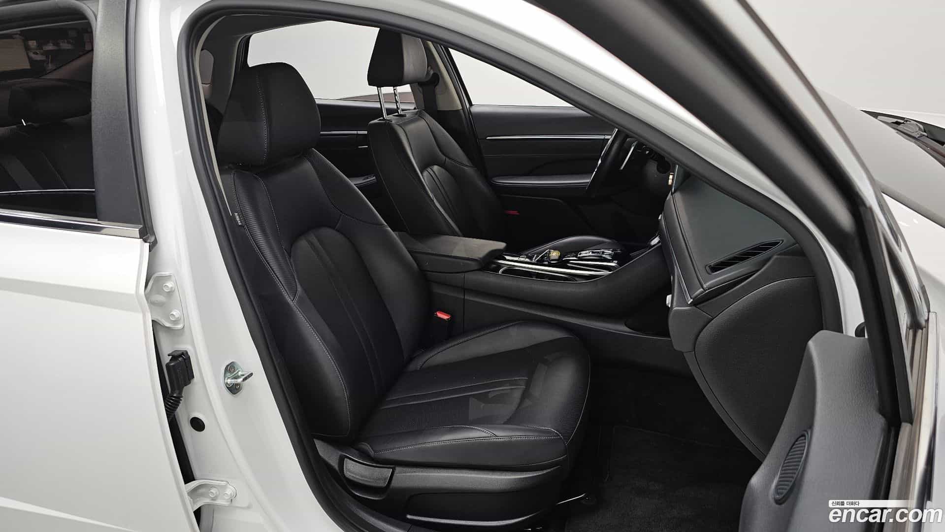 Sonata Hyundai 2021.7-OPTION-015