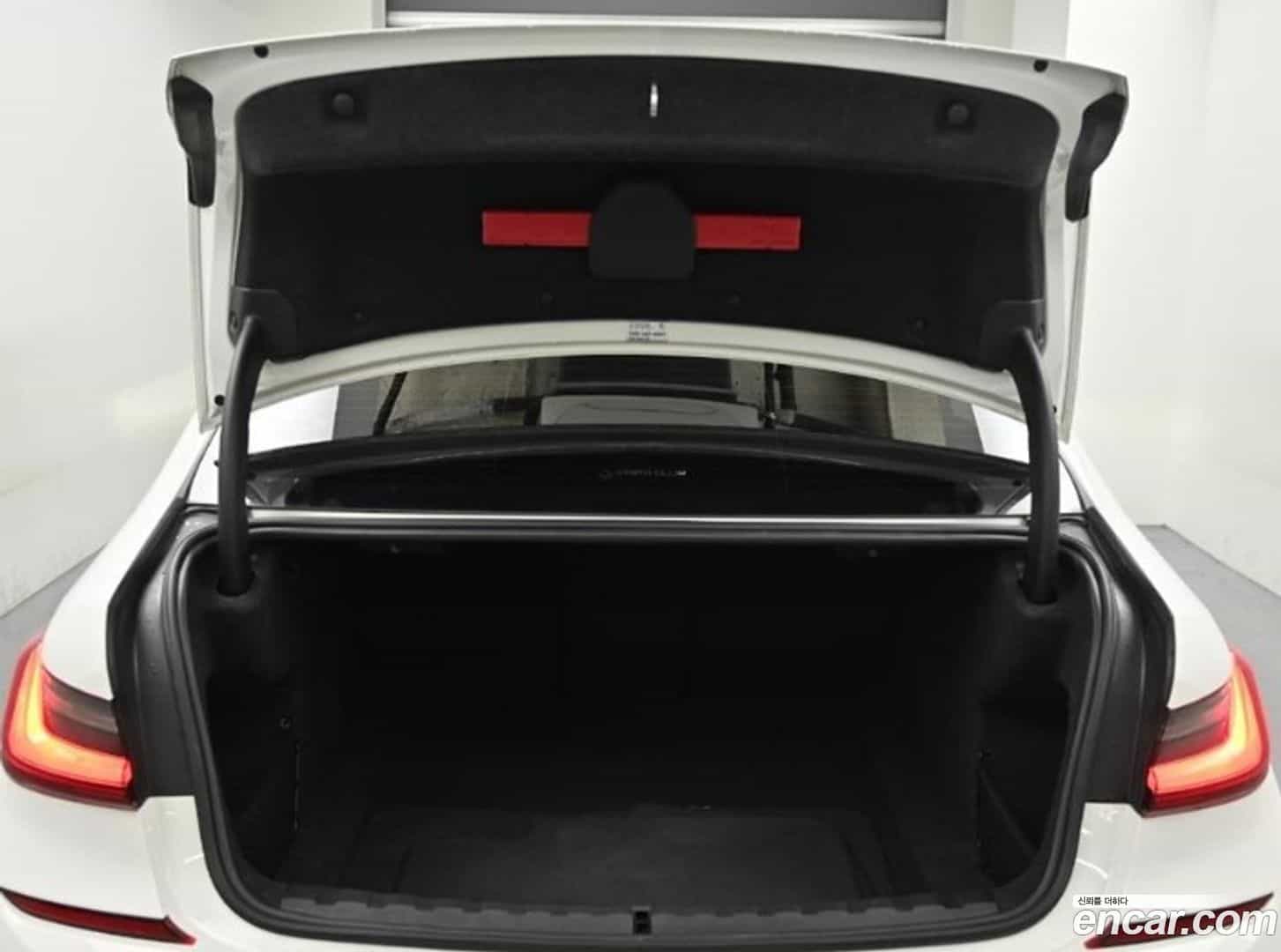 3-Series BMW 2022.3-OPTION-023
