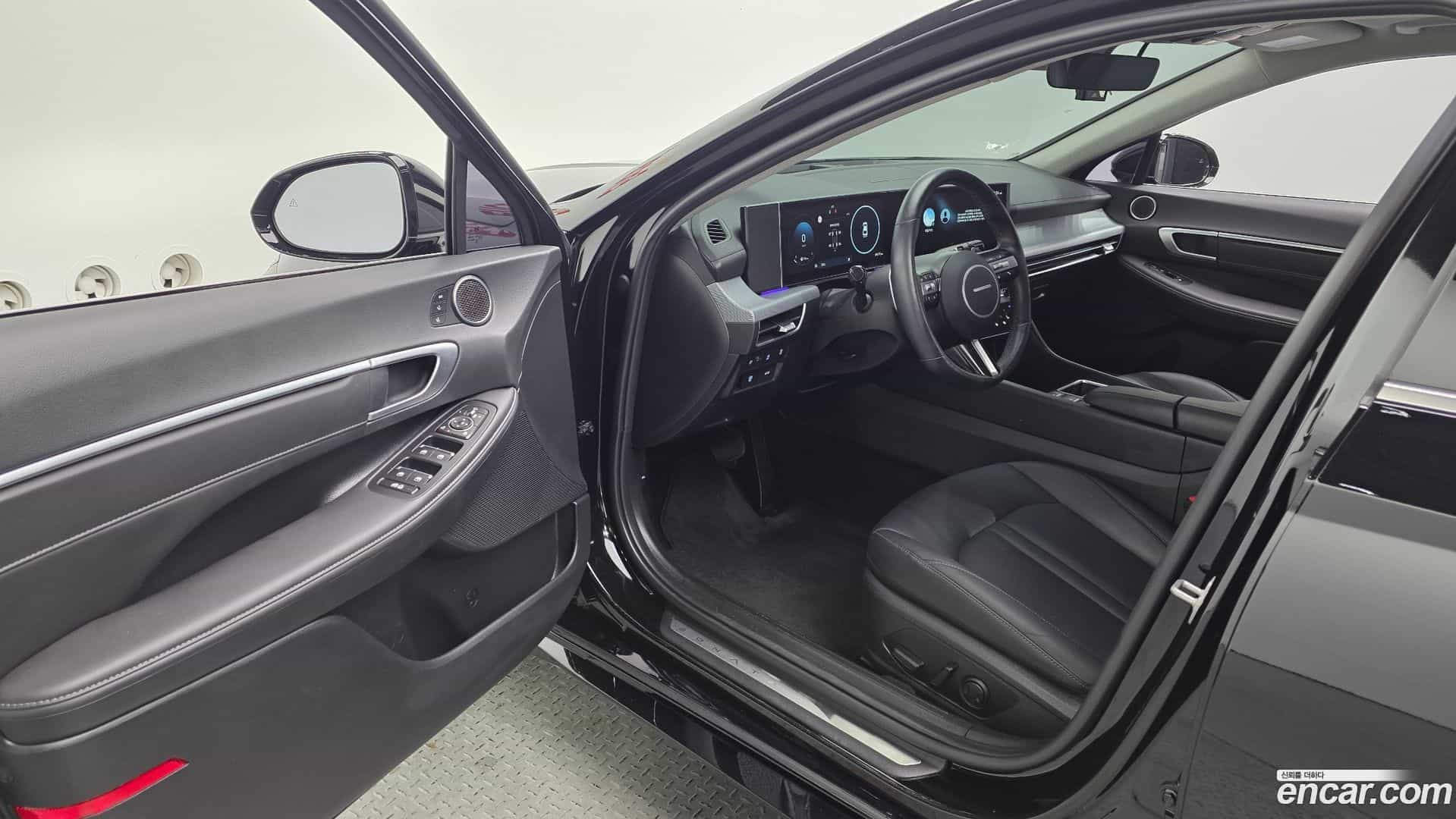 Sonata Hyundai 2023.6-INNER-010