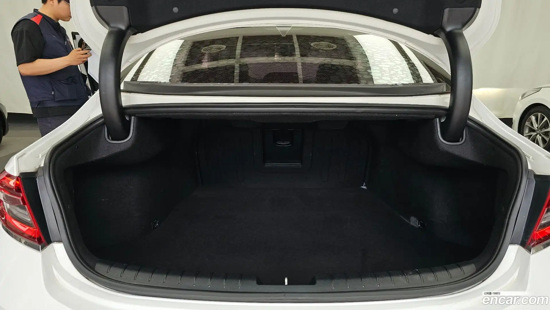 Grandeur Hyundai 2019.7-OPTION-024